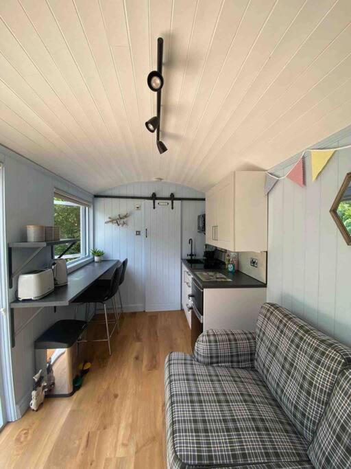 Drakes Mead Retreat - Shepherd'S Hut Axminster Exterior photo